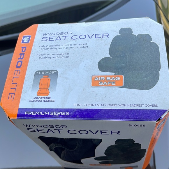 Wyndsor Pro Elite seat cover, set of 2, black. Never used open box
SOLD OUT!!! - Picture 4 of 5